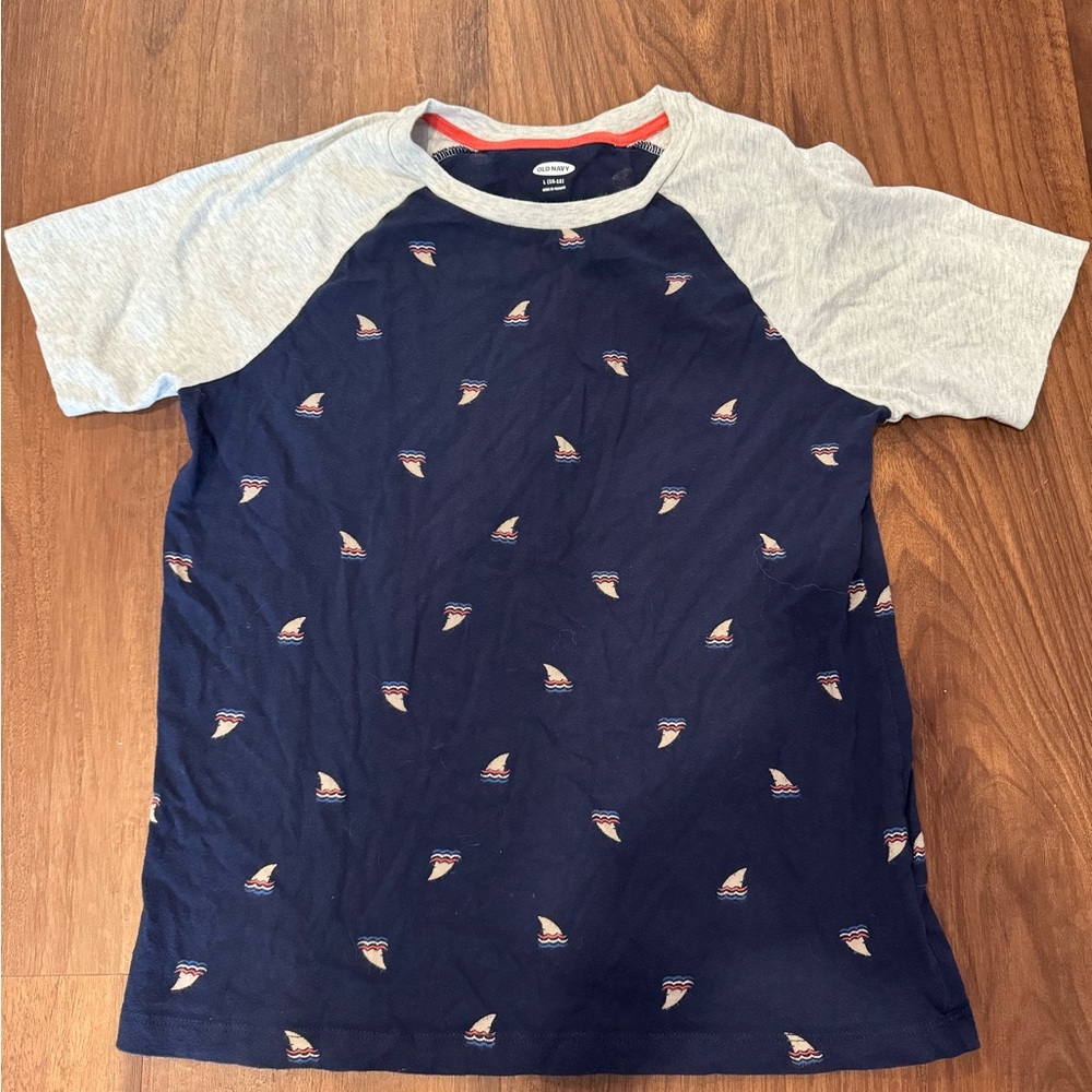 Old Navy short sleeve shirt